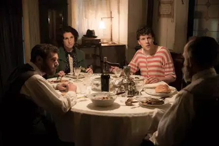 Niezłomni - galeria zdjęć - filmweb