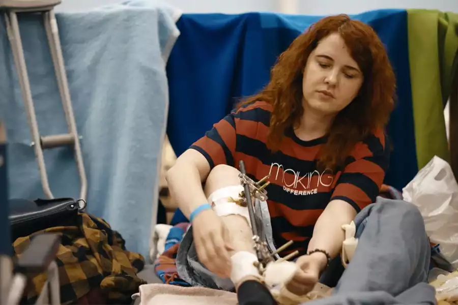 Human to human - galeria zdjęć - filmweb