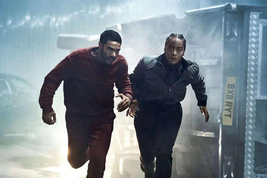 Prisoner - galeria zdjęć - filmweb