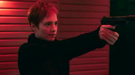 Prisoner - galeria zdjęć - filmweb