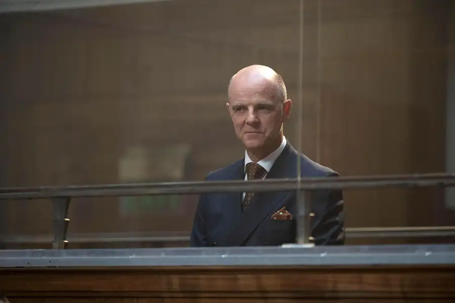 Prisoner - galeria zdjęć - filmweb