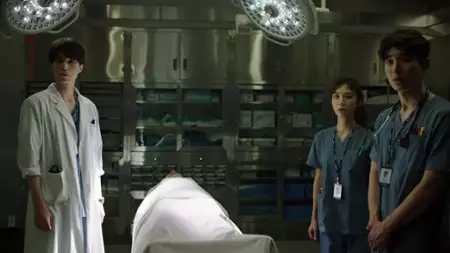 Life - galeria zdjęć - filmweb