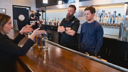 Sezon 2 Odcinek 8 Mark on a Mission