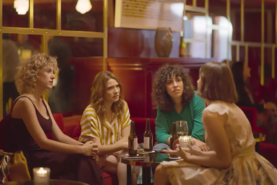 Valeria - galeria zdjęć - filmweb