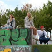 Skejterki - galeria zdjęć - filmweb