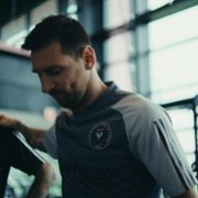 Messi przedstawia się Ameryce - galeria zdjęć - filmweb