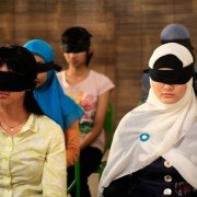 Mata tertutup - galeria zdjęć - filmweb