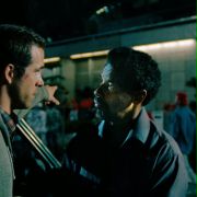 Safe House - galeria zdjęć - filmweb