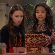 Raven na chacie - galeria zdjęć - filmweb