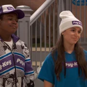 Raven's Home - galeria zdjęć - filmweb