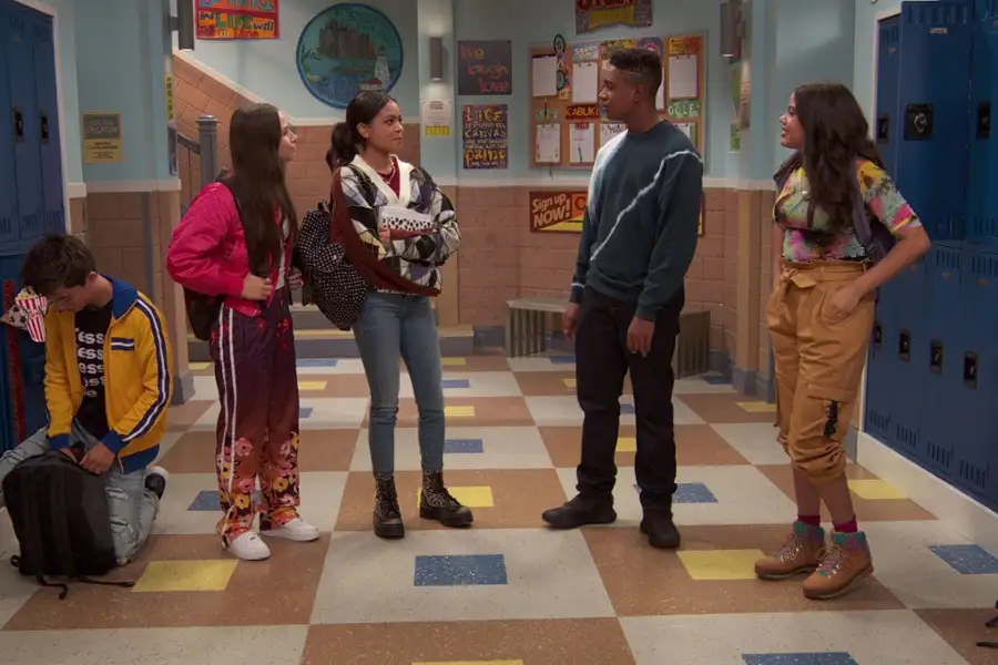 Raven na chacie - galeria zdjęć - filmweb