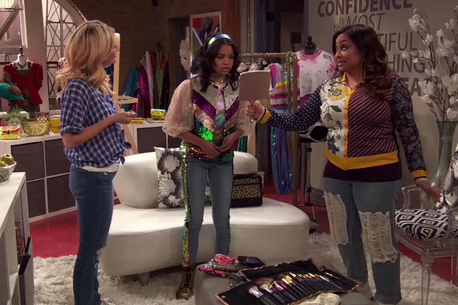 Raven na chacie - galeria zdjęć - filmweb