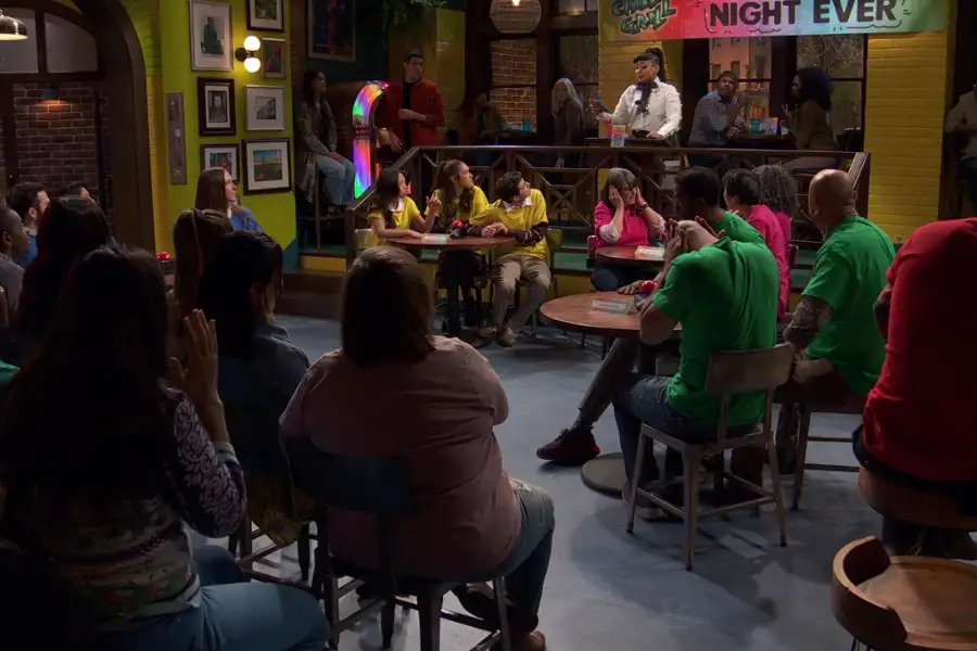 Raven na chacie - galeria zdjęć - filmweb