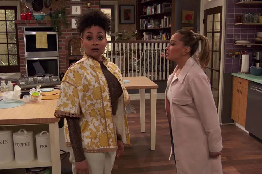 Raven na chacie - galeria zdjęć - filmweb