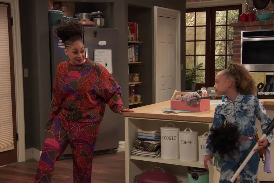 Raven na chacie - galeria zdjęć - filmweb