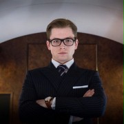 Taron Egerton w Kingsman: Tajne służby