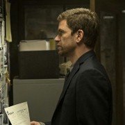 Kobieta w klatce - galeria zdjęć - filmweb