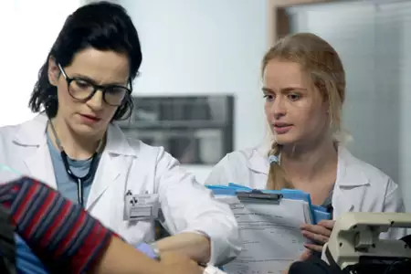 Lekarze na start - galeria zdjęć - filmweb