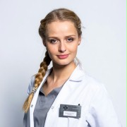 Dr Zuza Marciniak, lekarz stażysta
