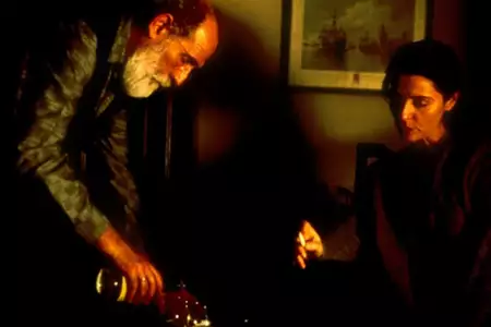 Samotne - galeria zdjęć - filmweb