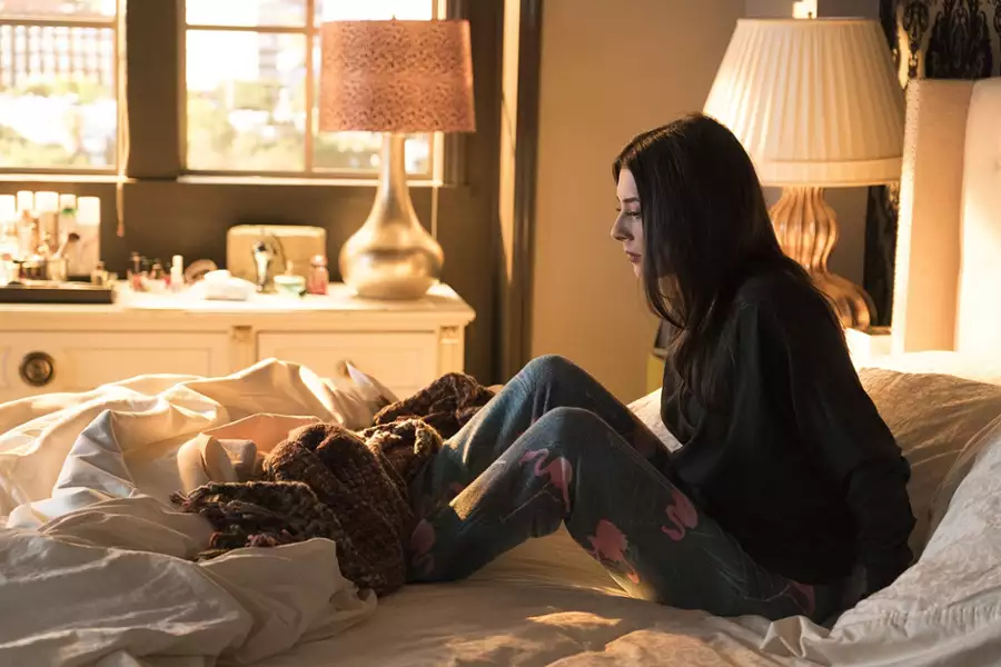 Famous in Love - galeria zdjęć - filmweb
