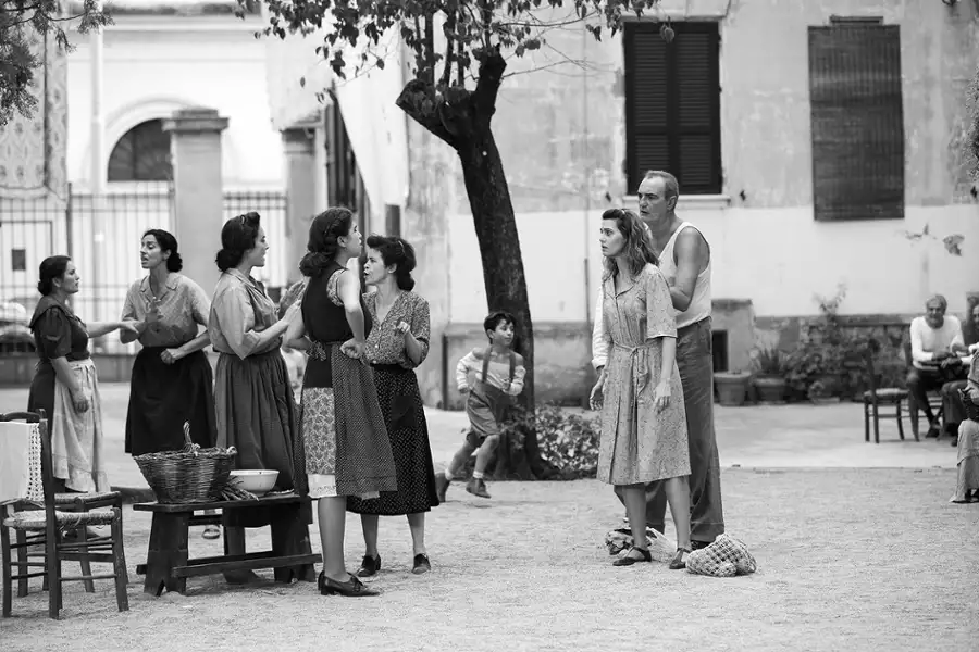 Jutro będzie nasze - galeria zdjęć - filmweb