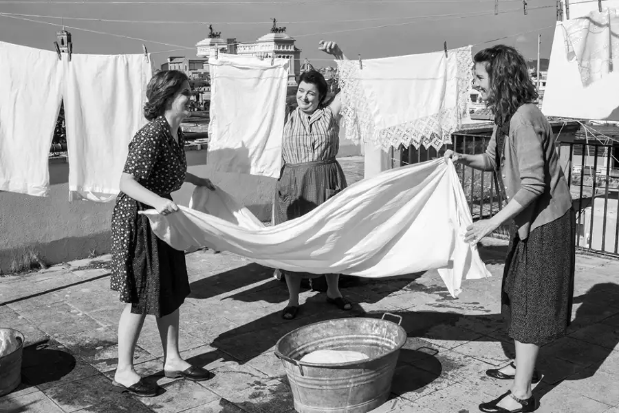 Jutro będzie nasze - galeria zdjęć - filmweb