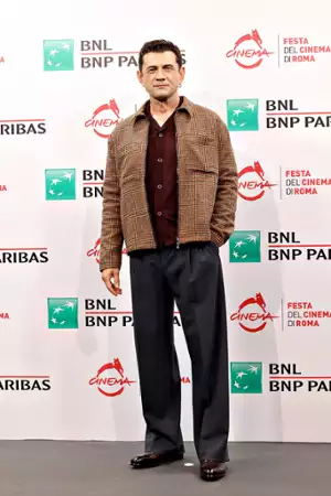 Jutro będzie nasze - galeria zdjęć - filmweb