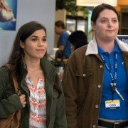 Superstore - galeria zdjęć - filmweb