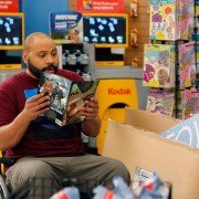Superstore - galeria zdjęć - filmweb