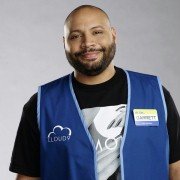 Superstore - galeria zdjęć - filmweb