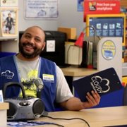 Superstore - galeria zdjęć - filmweb