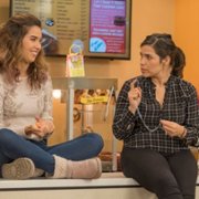 Superstore - galeria zdjęć - filmweb