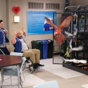 Superstore - galeria zdjęć - filmweb