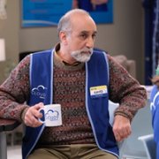 Superstore - galeria zdjęć - filmweb