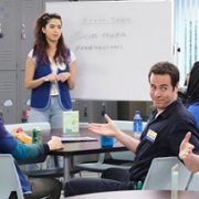 Superstore - galeria zdjęć - filmweb