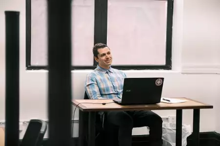 Dobre rady Johna Wilsona - galeria zdjęć - filmweb