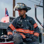9-1-1: Lone Star - galeria zdjęć - filmweb