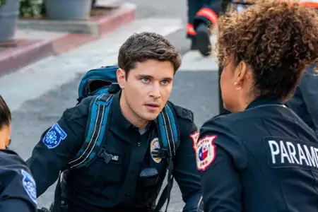 9-1-1: Teksas - galeria zdjęć - filmweb