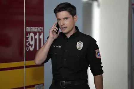 9-1-1: Teksas - galeria zdjęć - filmweb