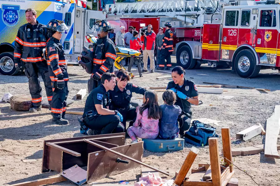 9-1-1: Teksas - galeria zdjęć - filmweb