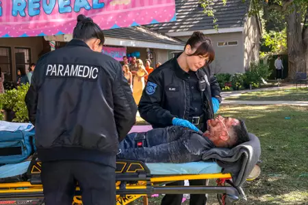 9-1-1: Teksas - galeria zdjęć - filmweb