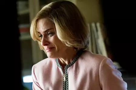 Dirty John: The Betty Broderick Story - galeria zdjęć - filmweb