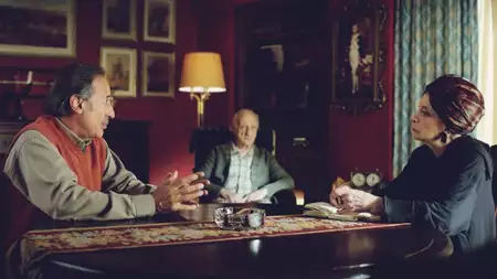 Szara eminencja - galeria zdjęć - filmweb