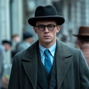 Munich - The Edge of War - galeria zdjęć - filmweb