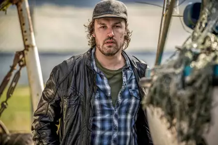 Pod osłoną mroku - galeria zdjęć - filmweb