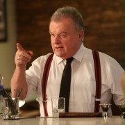 Jack McGee w Dziadek z przypadku