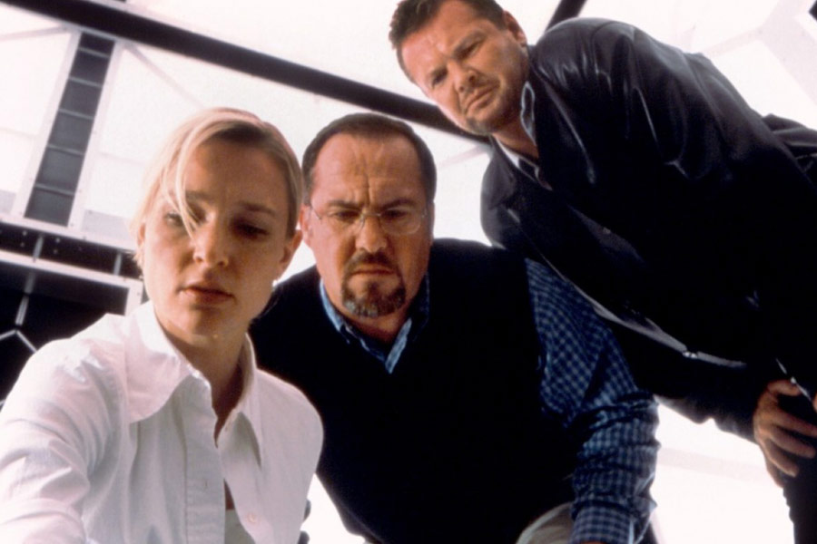 Czwarty wymiar (recenzja filmu Cube 2)