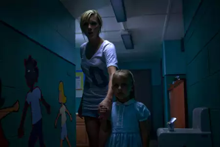 Koszmar z ulicy Wiąz&oacute;w - galeria zdjęć - filmweb