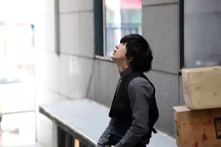 Baek-ya-haeng - Ha-yan Eo-doom Sok-eul Geol-da - galeria zdjęć - filmweb